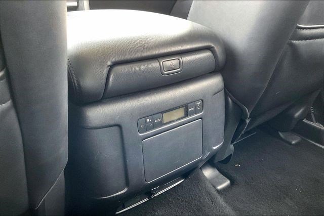 Used 2023 Nissan Armada SV image 39