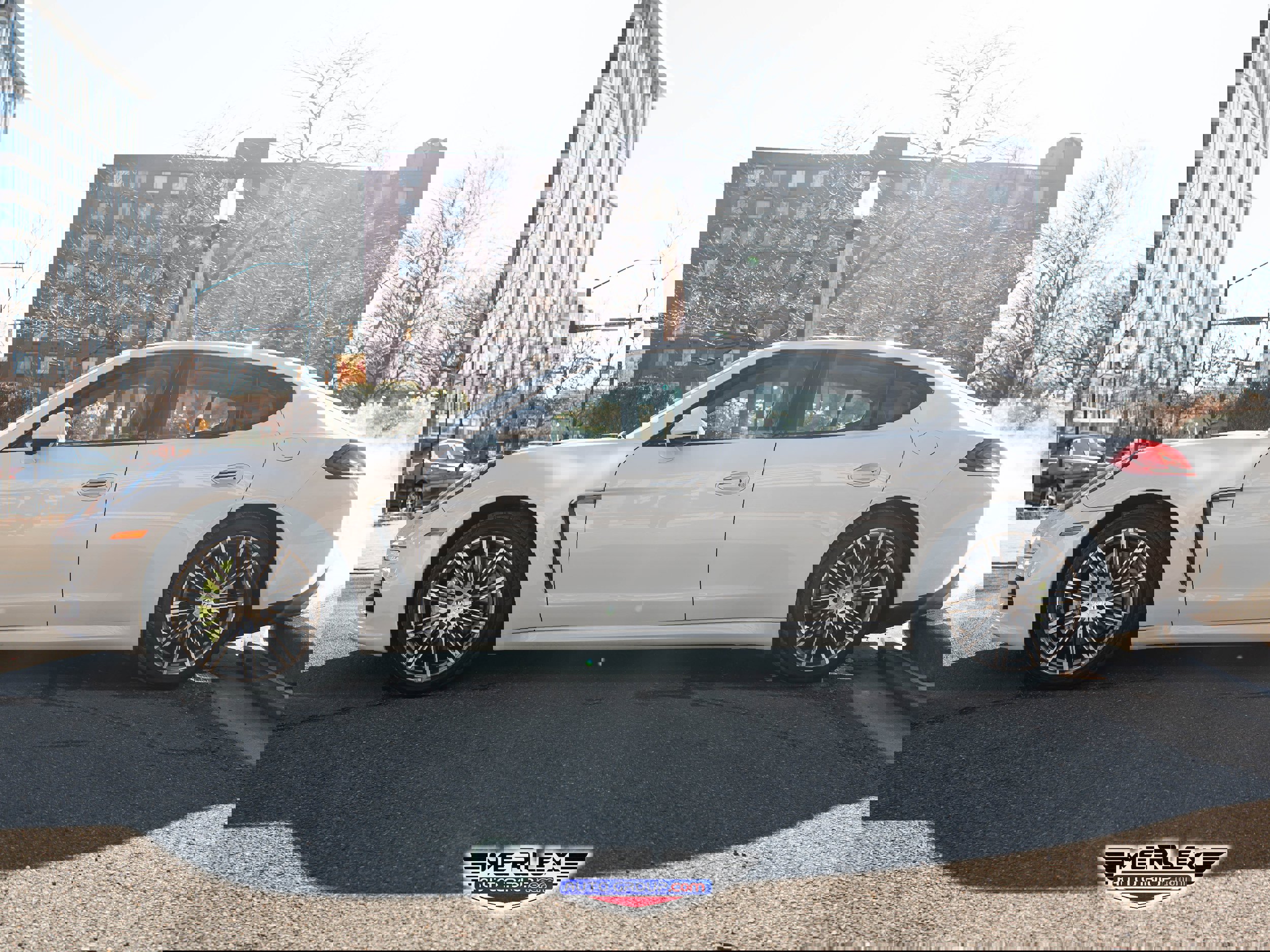 Used 2015 Porsche Panamera S w/ Premium Package Plus image 4