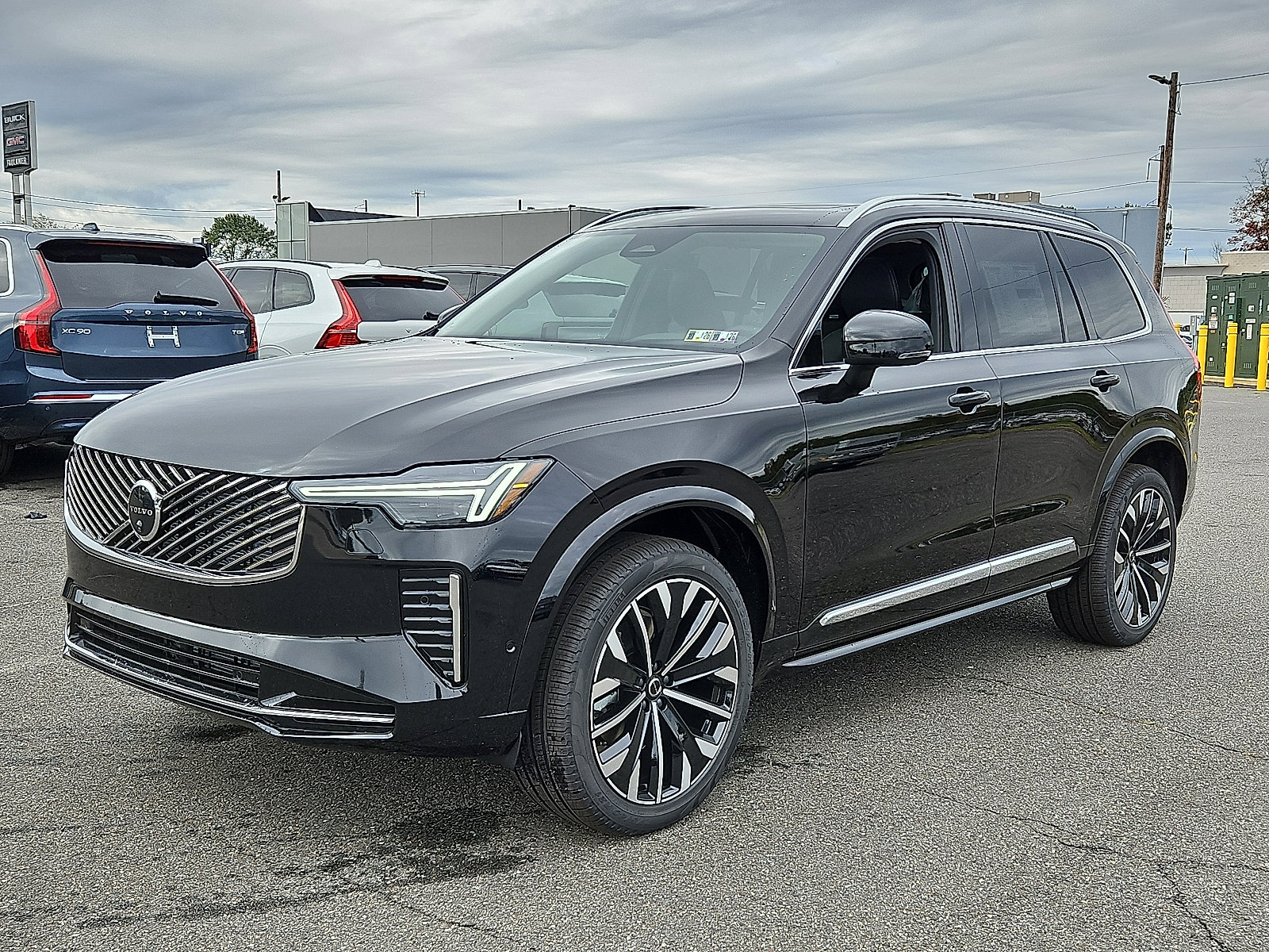 New 2026 Volvo XC90 B6 Ultra image 3