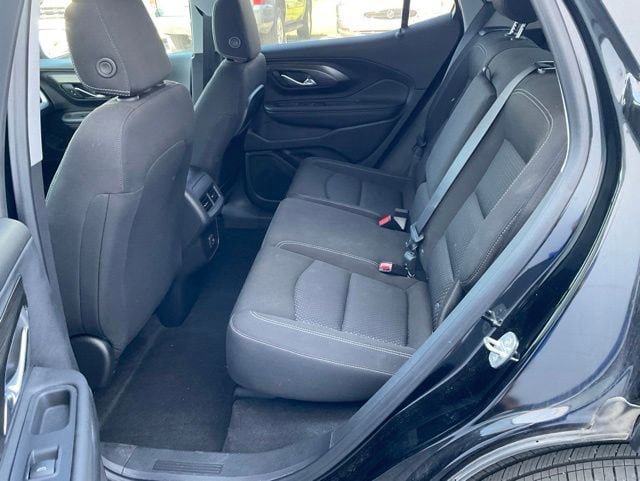Certified 2022 GMC Terrain SLE w/ Driver Convenience Package FWD image 19