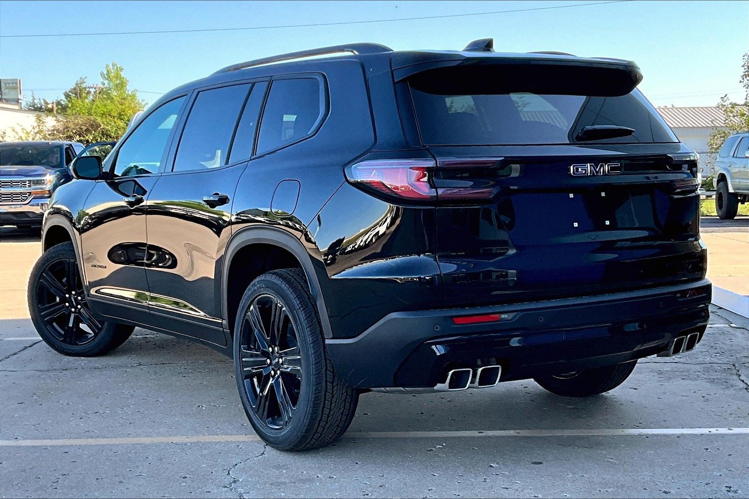 New 2025 GMC Acadia Elevation w/ Black Edition image 3