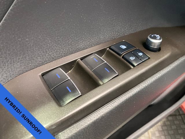 Used 2022 Toyota Camry XLE w/ Cold Weather Package FWD image 12