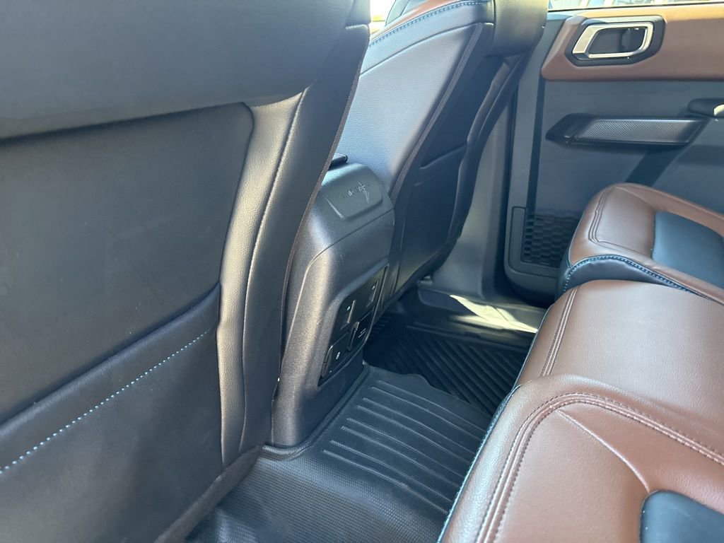 Used 2024 Ford Bronco Outer Banks image 26