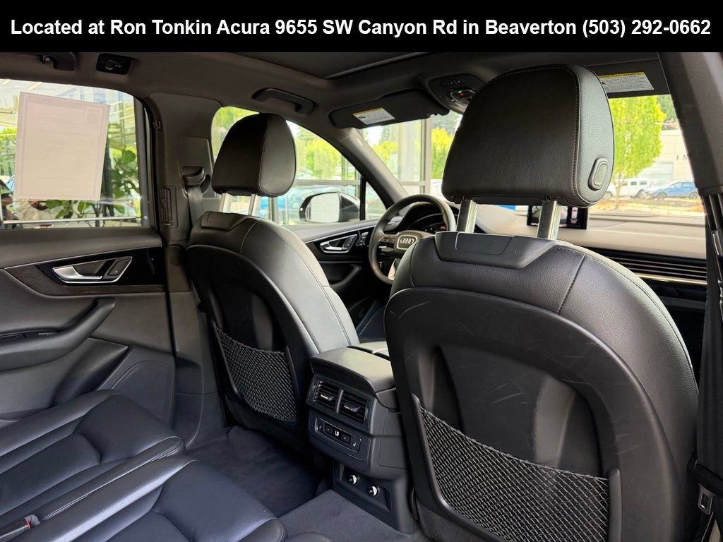 Used 2019 Audi Q7 3.0T Premium w/ Cold Weather Package AWD/4WD image 34