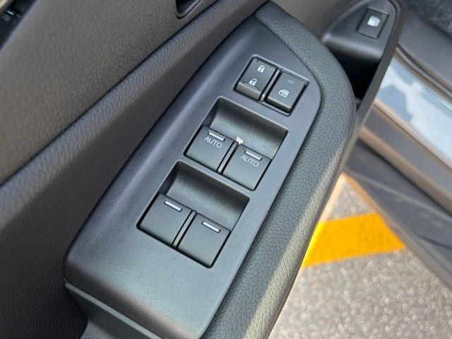 New 2026 Honda Ridgeline Black Edition image 13