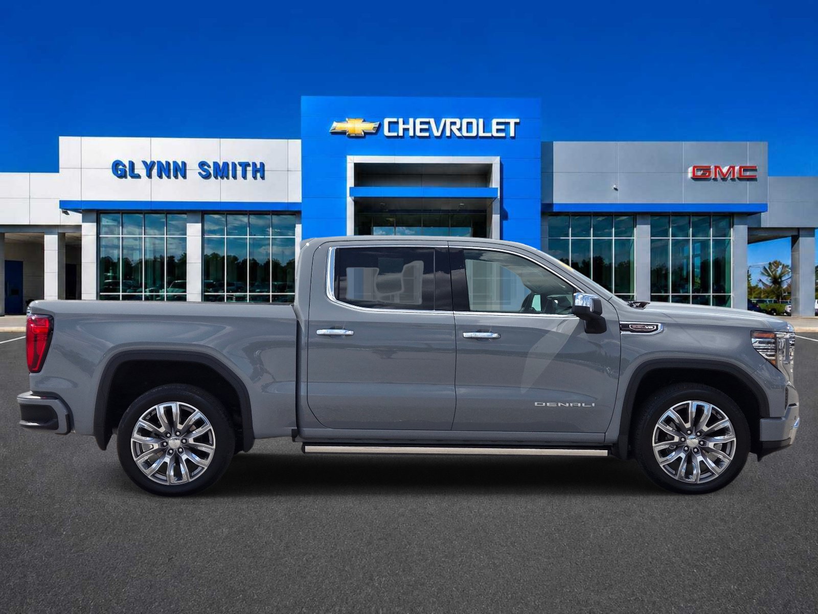Used 2025 GMC Sierra 1500 Denali w/ Denali Reserve Package AWD/4WD image 6