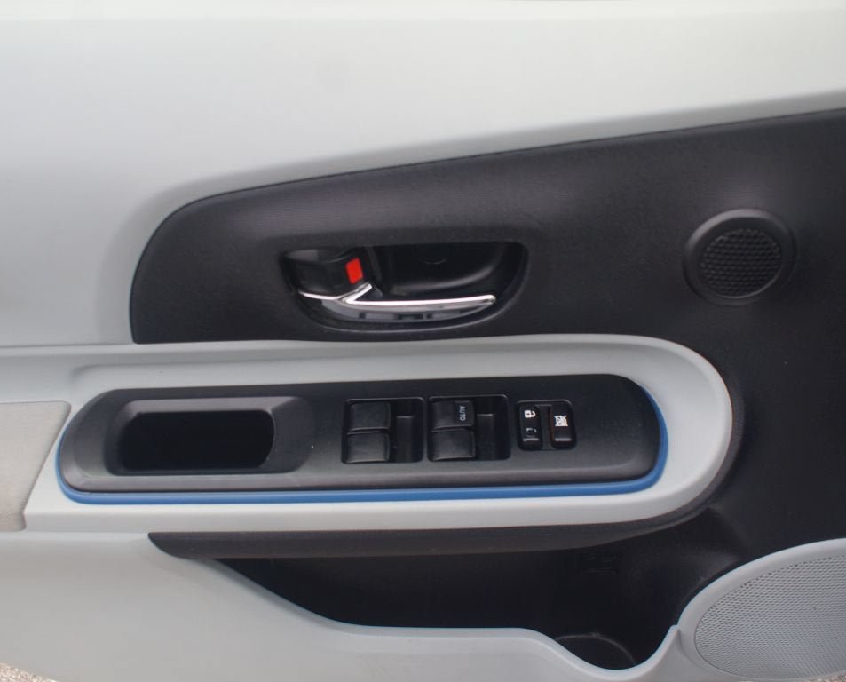 Used 2012 Toyota Prius C Three FWD image 18