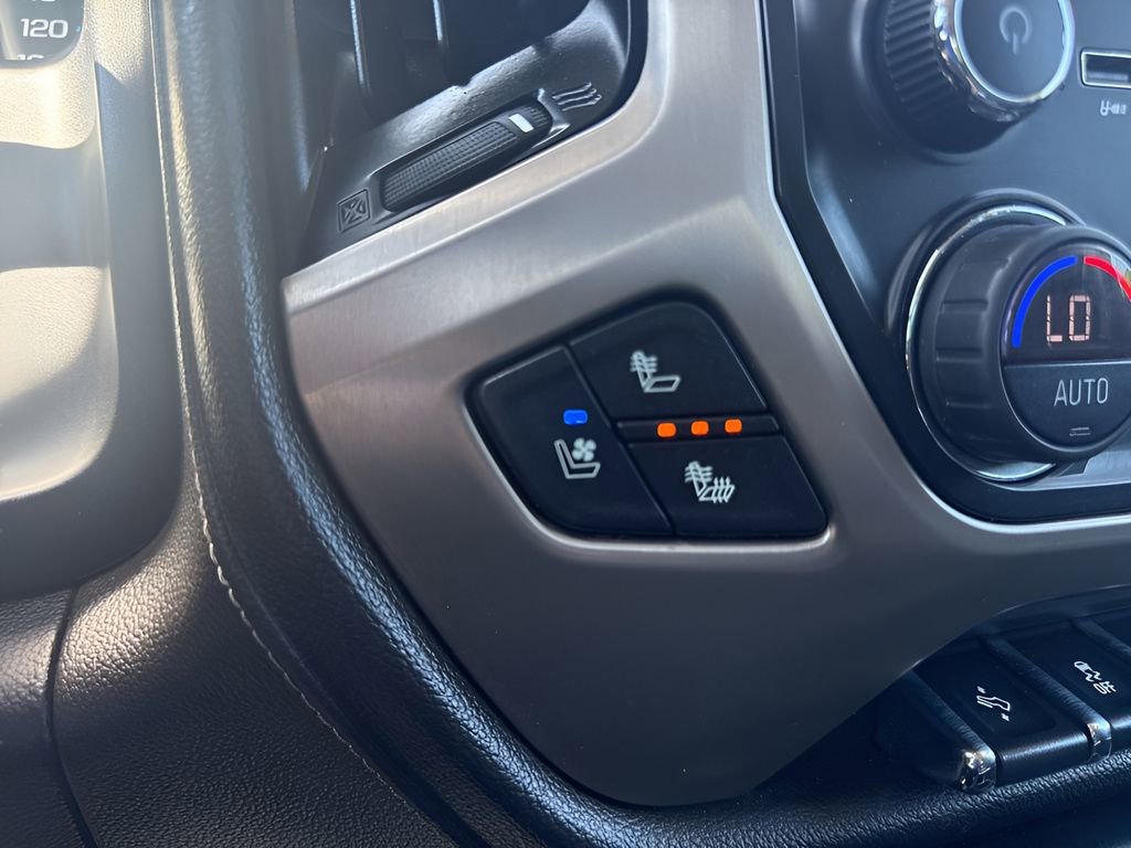 Used 2019 GMC Sierra 2500 Denali w/ Duramax Plus Package AWD/4WD image 23