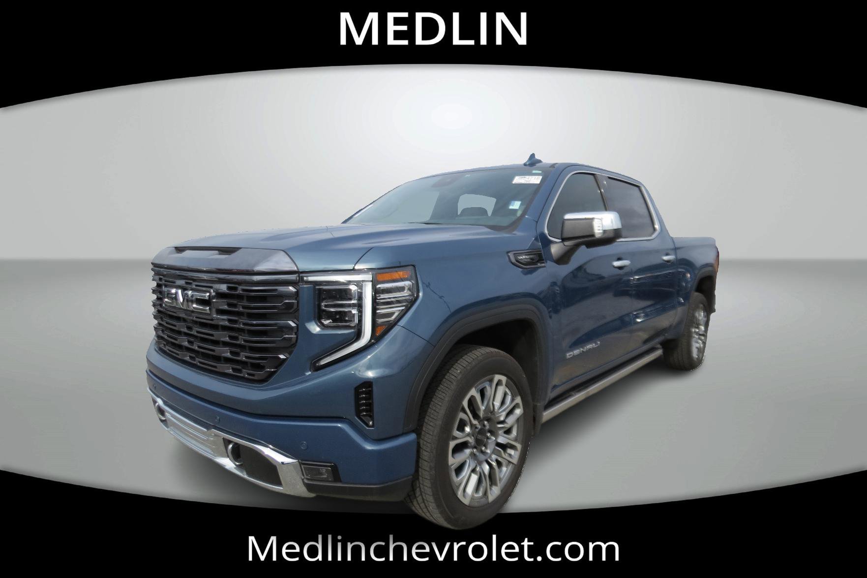 Used 2024 GMC Sierra 1500 Denali Ultimate image 4