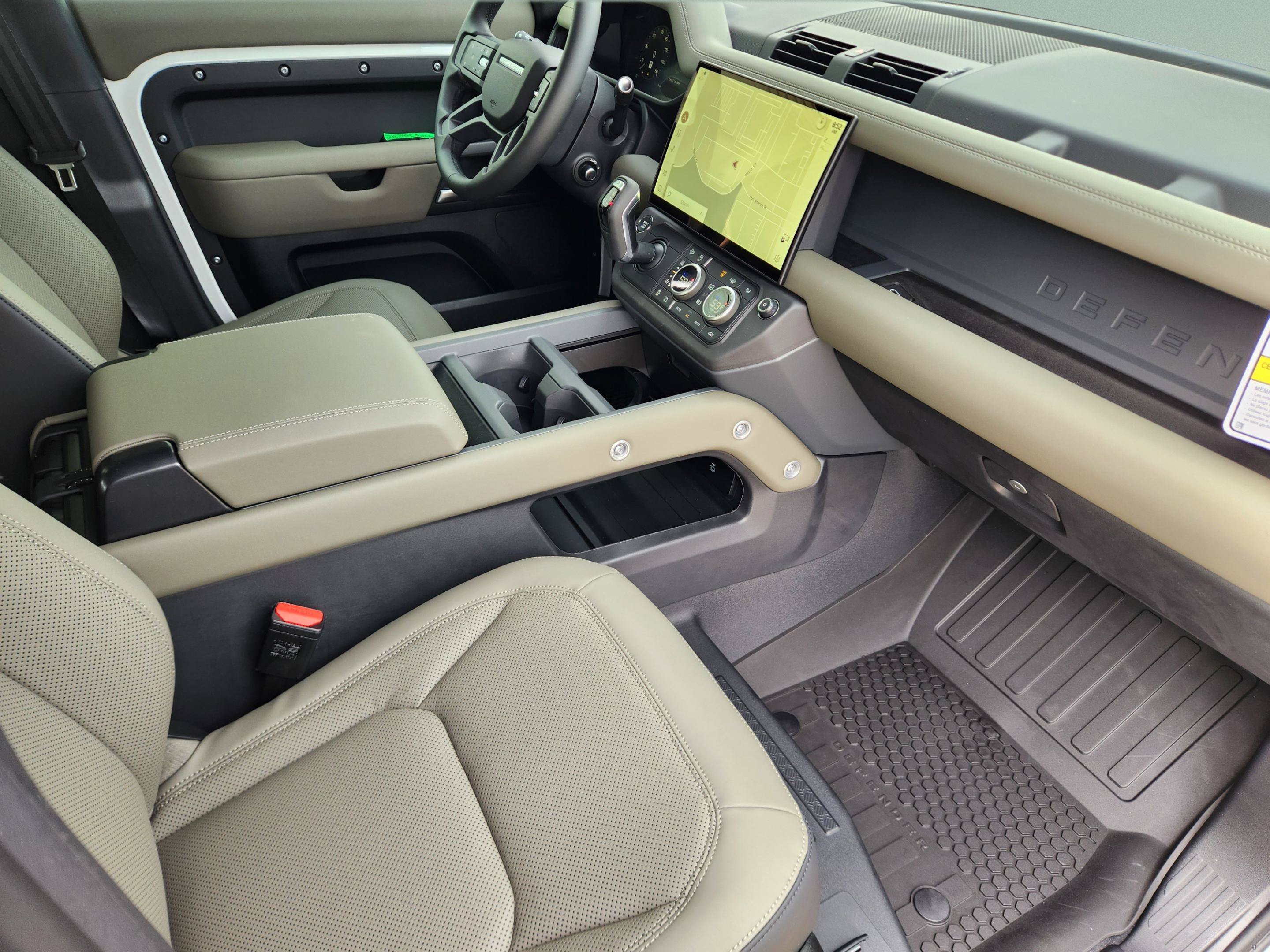 New 2026 Land Rover Defender 110 S AWD/4WD image 10