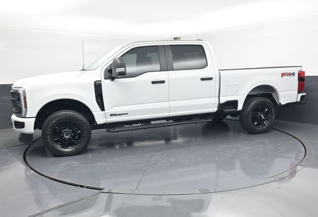 Used 2024 Ford F250 XL w/ STX Appearance Package AWD/4WD image 4