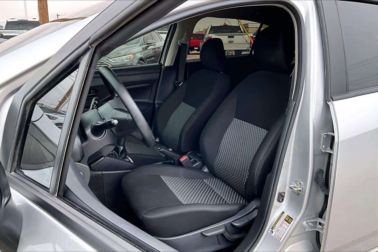 Used 2024 Nissan Versa S FWD image 8