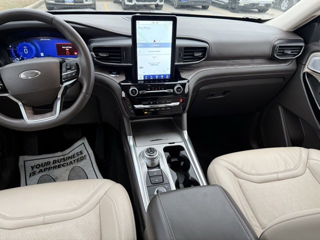 Certified 2023 Ford Explorer Platinum w/ Technology Package image 15