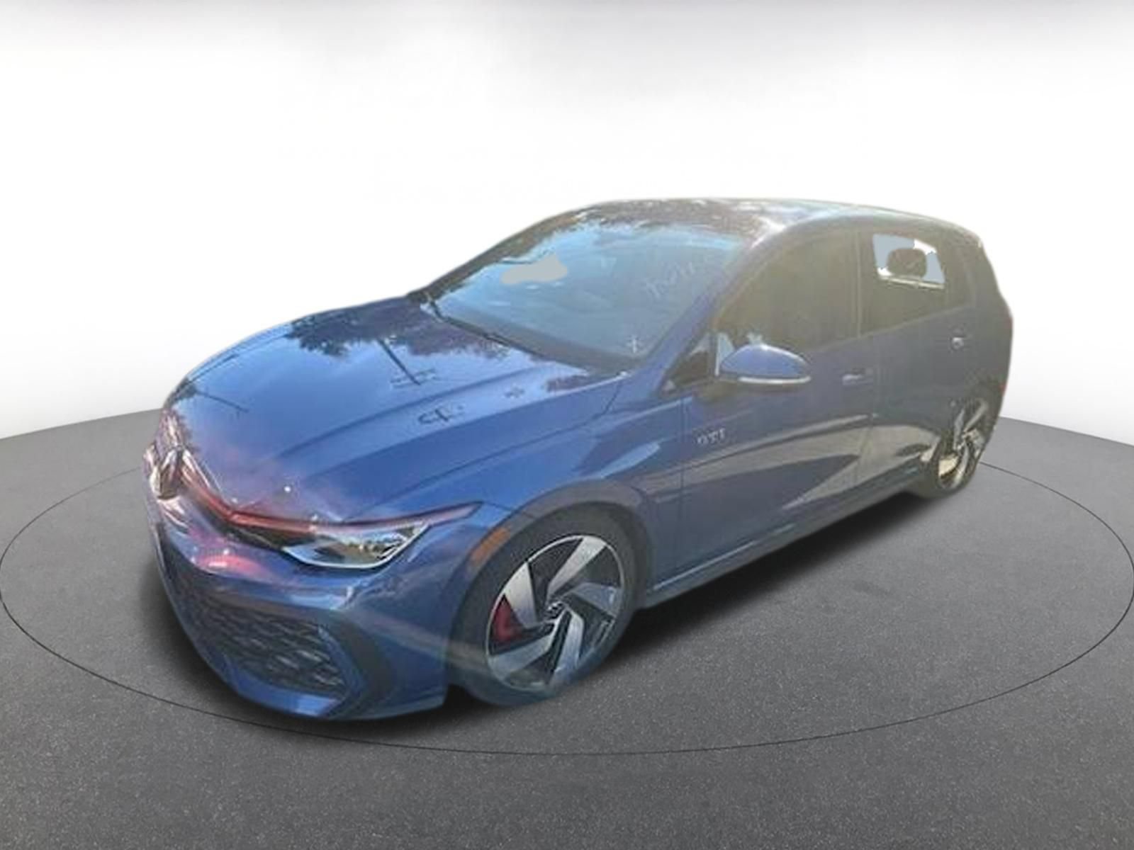 Used 2026 Volkswagen Golf S FWD image 2