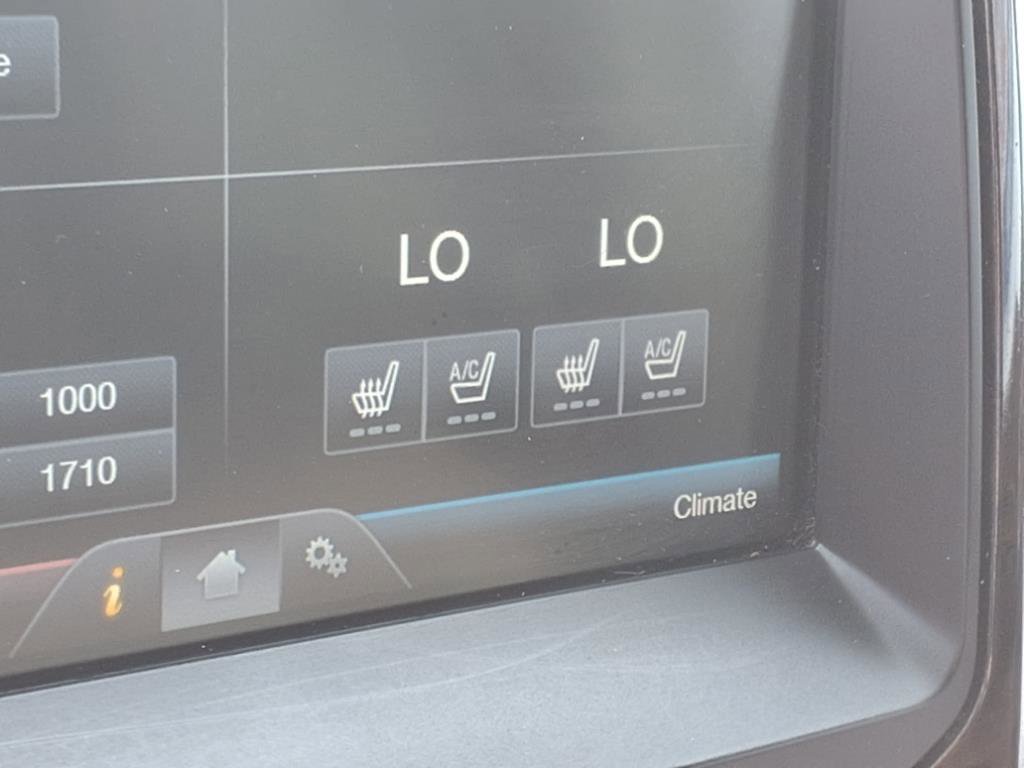 Used 2013 Ford F150 Platinum image 9