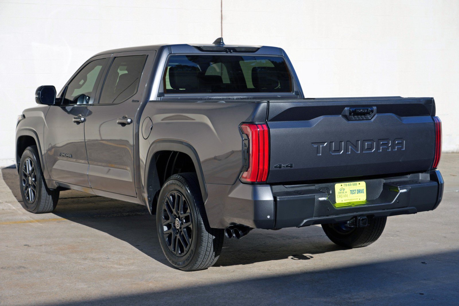 Used 2024 Toyota Tundra Limited AWD/4WD image 50