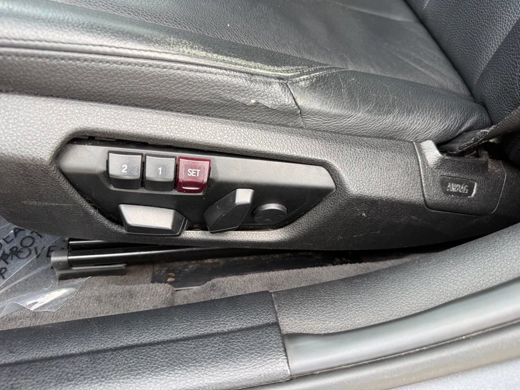 Used 2015 BMW 328i xDrive Sedan AWD/4WD image 12