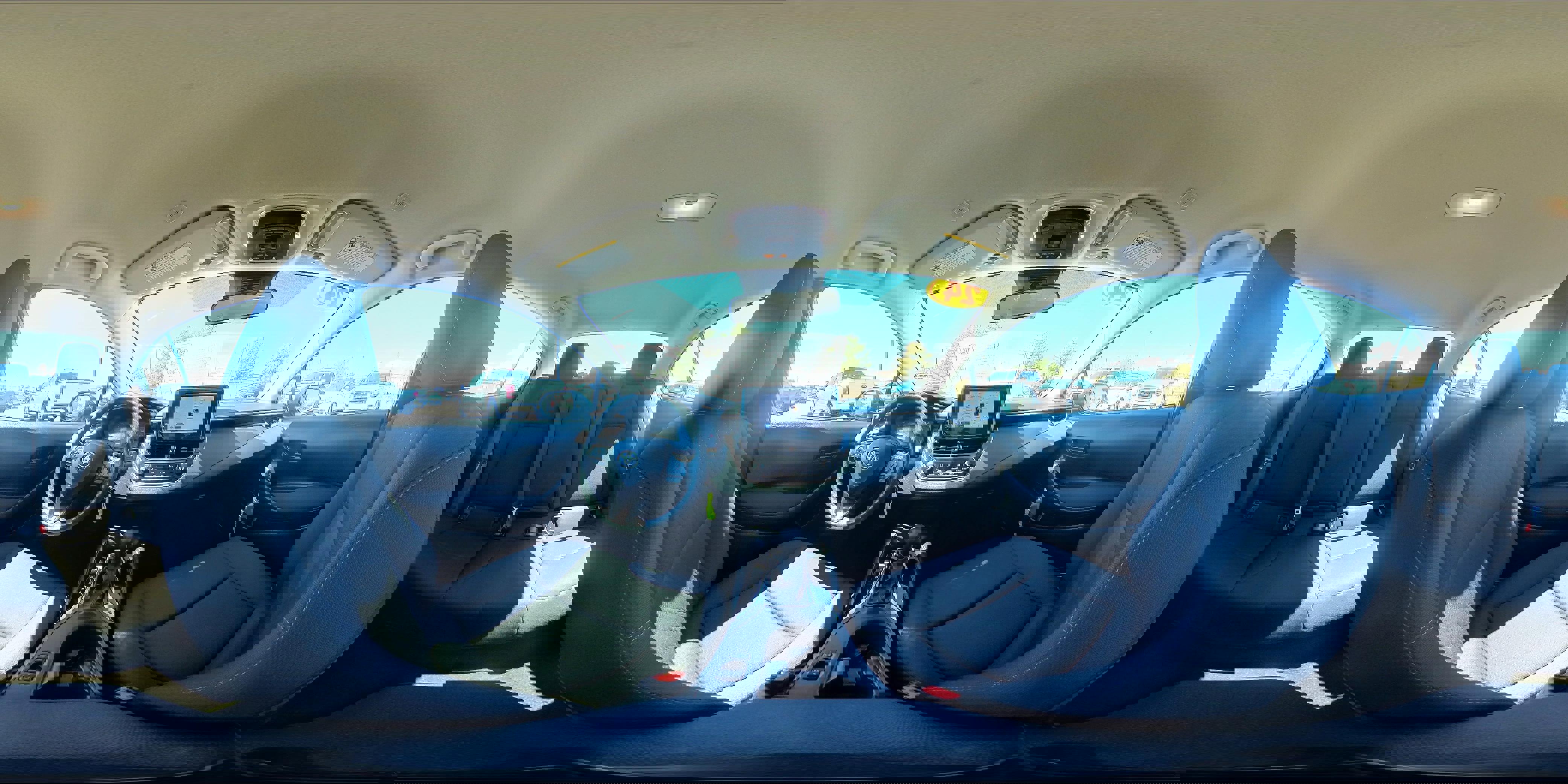 Used 2024 Toyota Corolla LE image 32