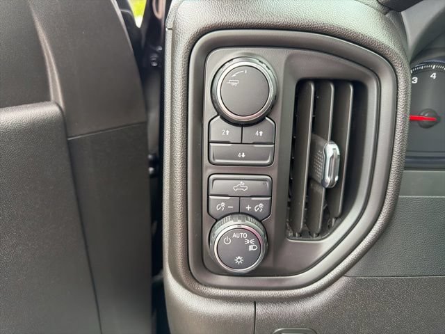 Used 2024 Chevrolet Silverado 2500 Custom w/ Custom Convenience Package AWD/4WD image 25
