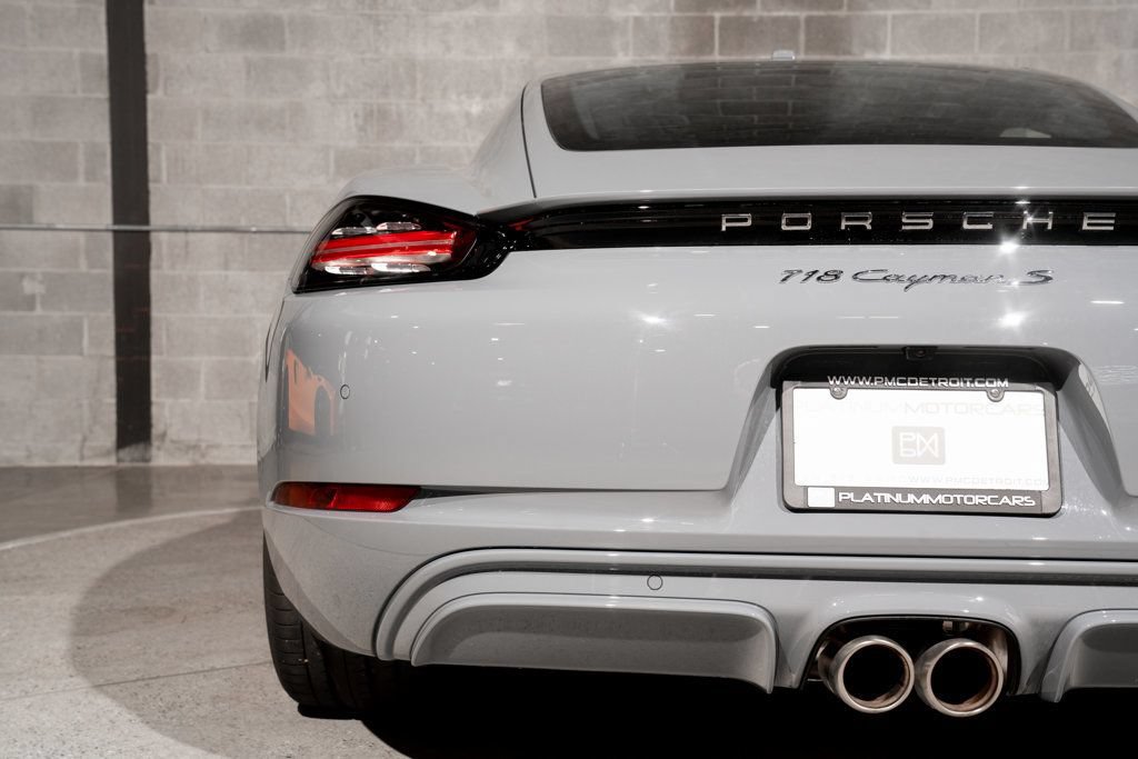 Used 2025 Porsche 718 Cayman S RWD image 31