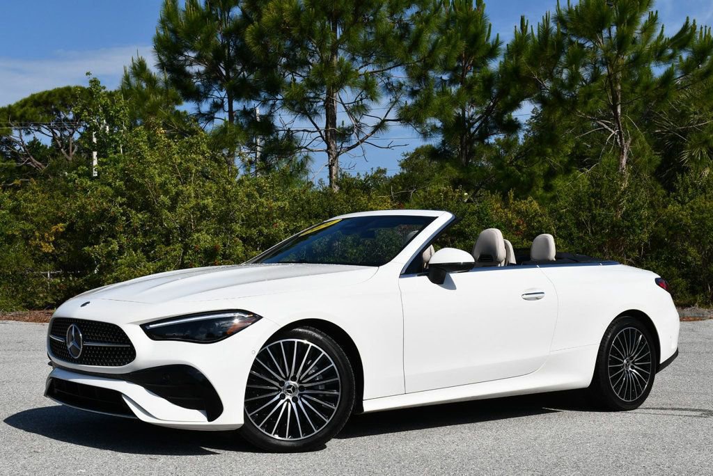 Used 2024 Mercedes-Benz CLE 450 4MATIC Cabriolet image 24