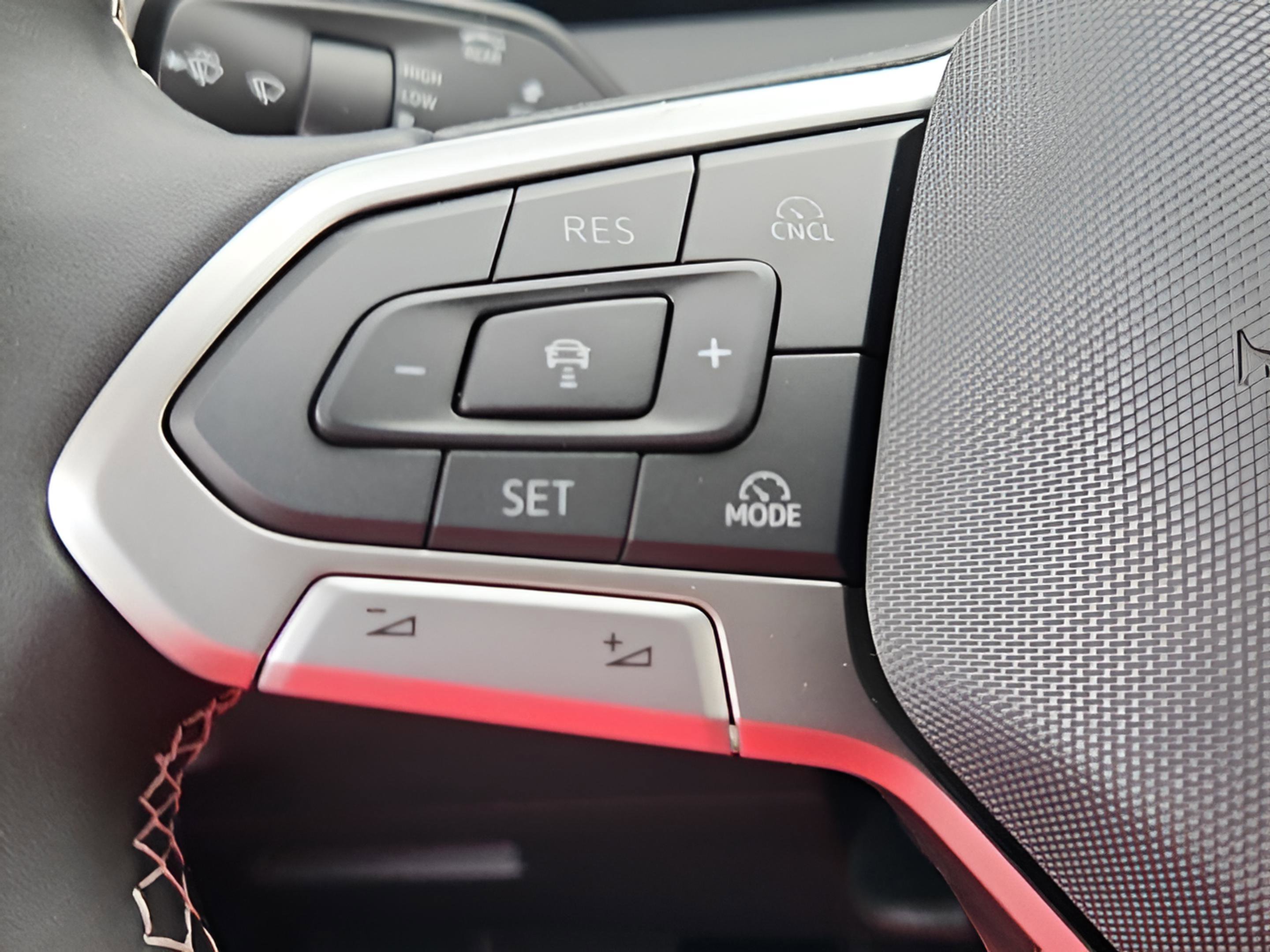 New 2026 Volkswagen Tiguan S image 19