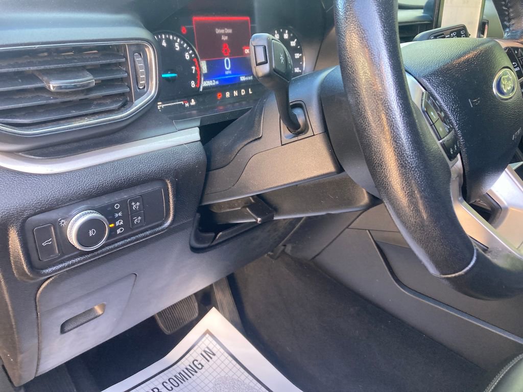 Used 2022 Ford Explorer XLT w/ Equipment Group 202A image 17