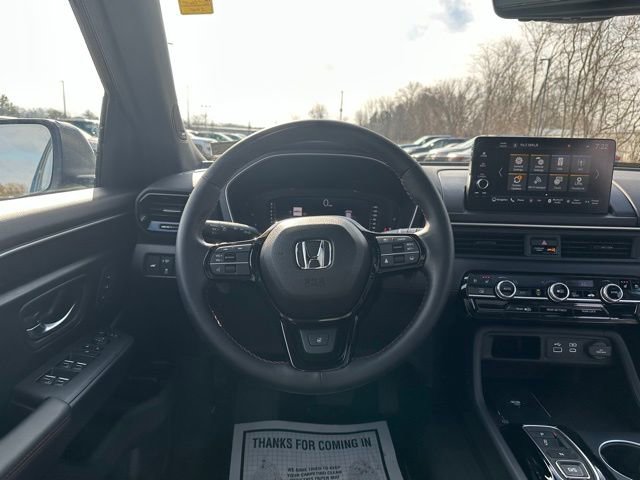 Used 2025 Honda Pilot Black Edition image 20