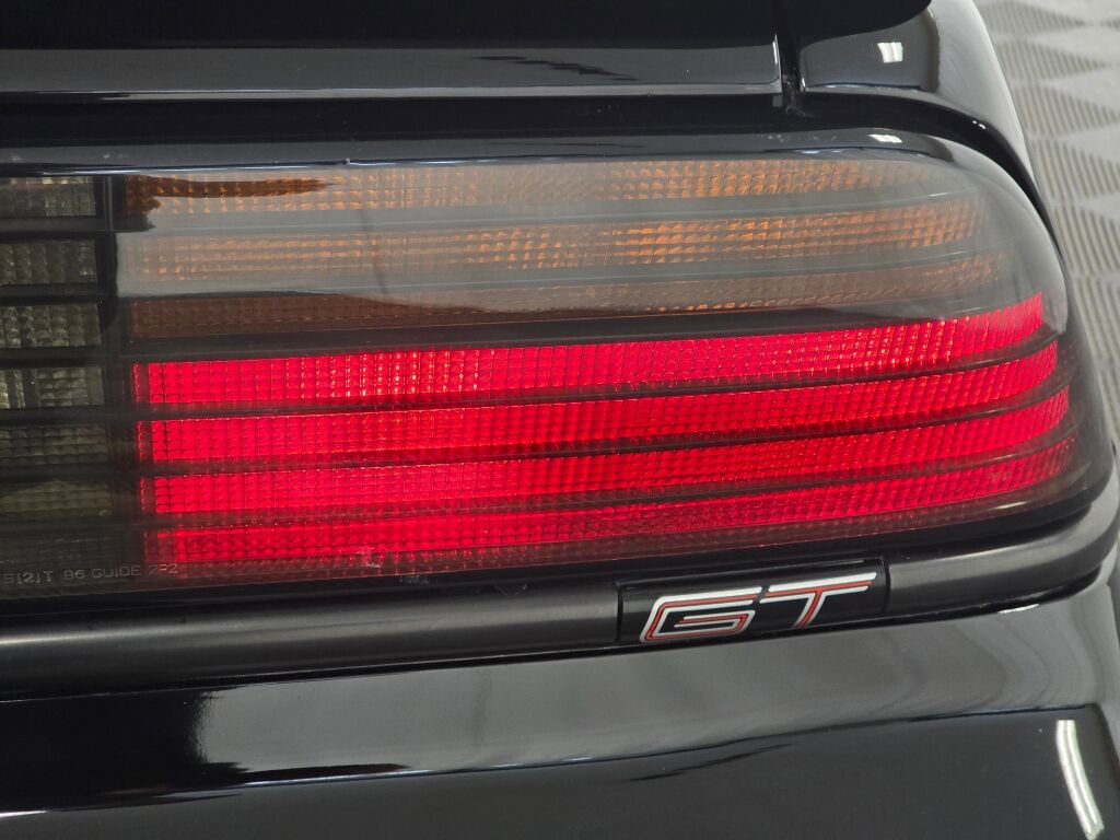 Used 1988 Pontiac Fiero GT image 58