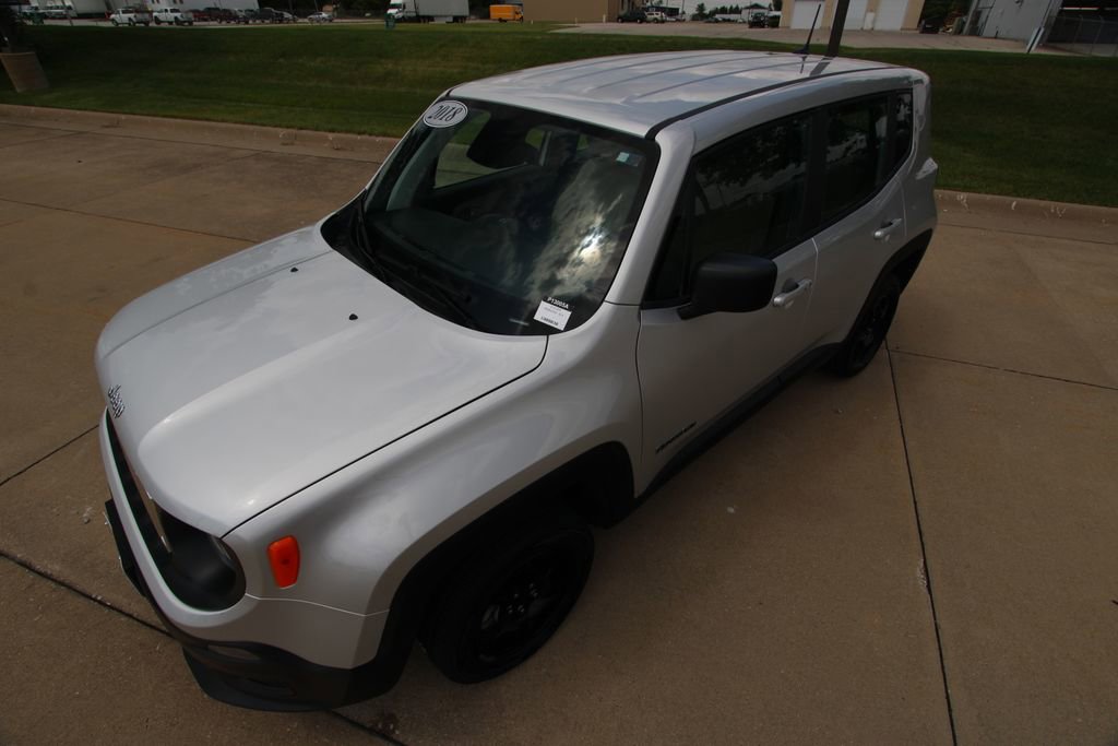 Used 2018 Jeep Renegade Sport w/ Power & Air Group AWD/4WD image 17