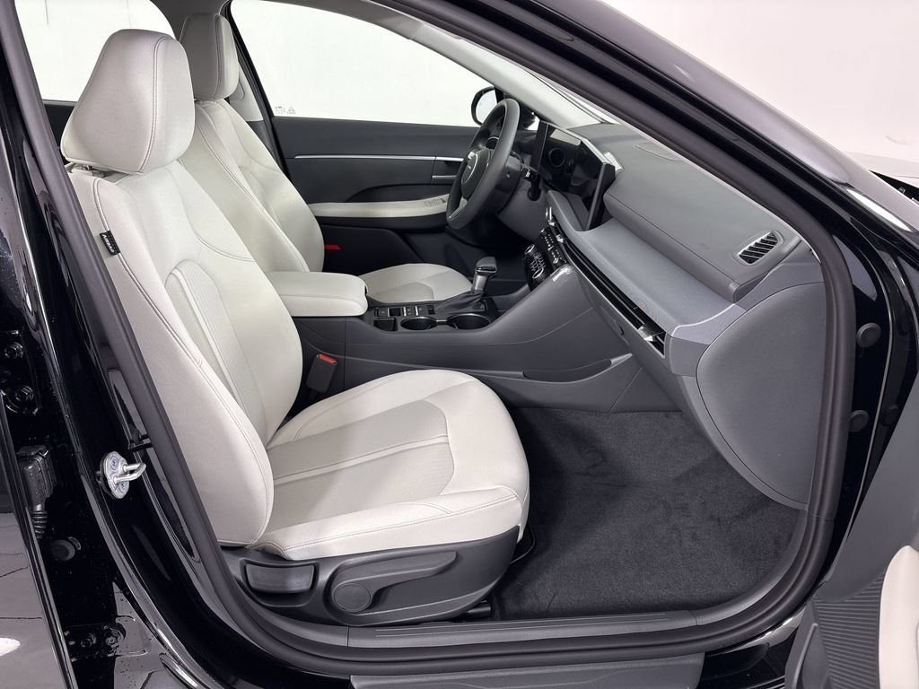 New 2026 Hyundai Sonata SE FWD image 25