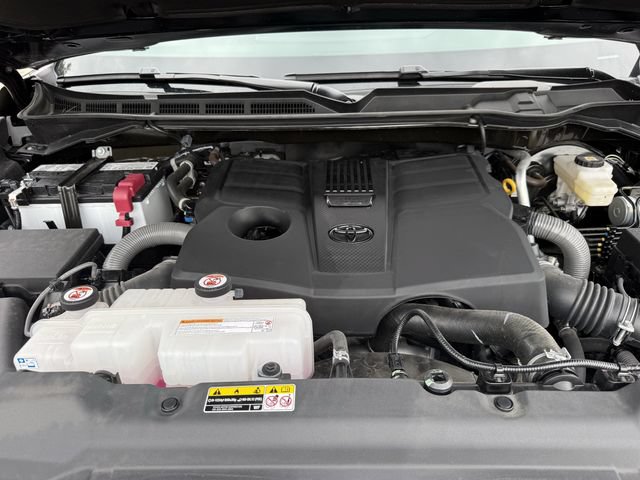 Used 2025 Toyota Tundra SR5 AWD/4WD image 34
