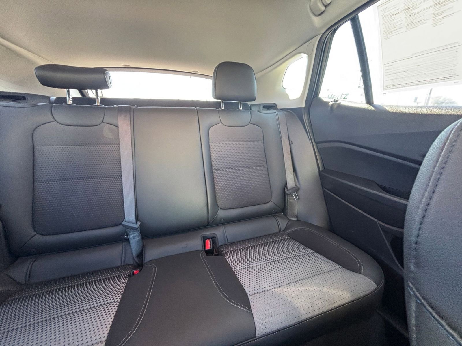 Used 2025 Chevrolet Trax LT image 35