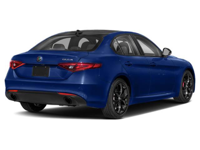 Used 2022 Alfa Romeo Giulia Sprint RWD image 2