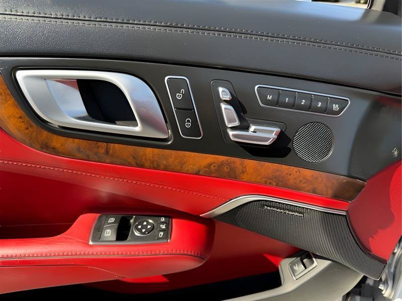 Used 2014 Mercedes-Benz SL 550 image 20