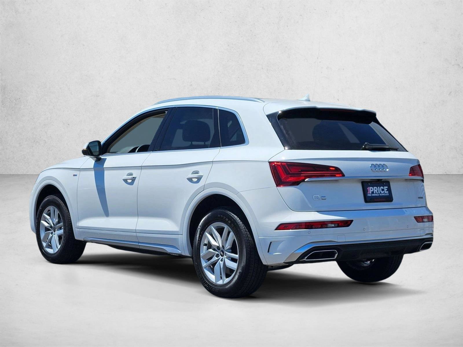 Used 2023 Audi Q5 2.0T Premium w/ Convenience Package AWD/4WD image 8