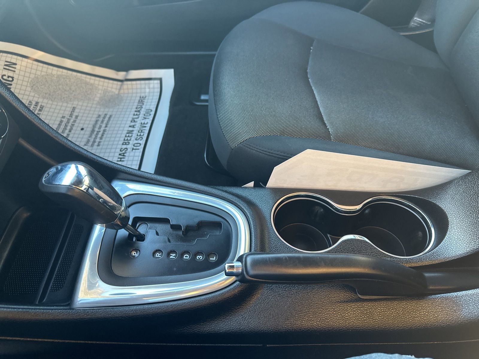 Used 2013 Dodge Avenger SE image 22