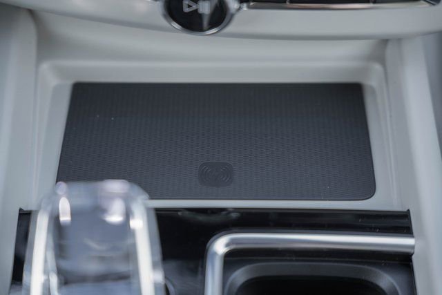 New 2026 Volvo XC60 B5 Ultra w/ Protection Package Premier image 23