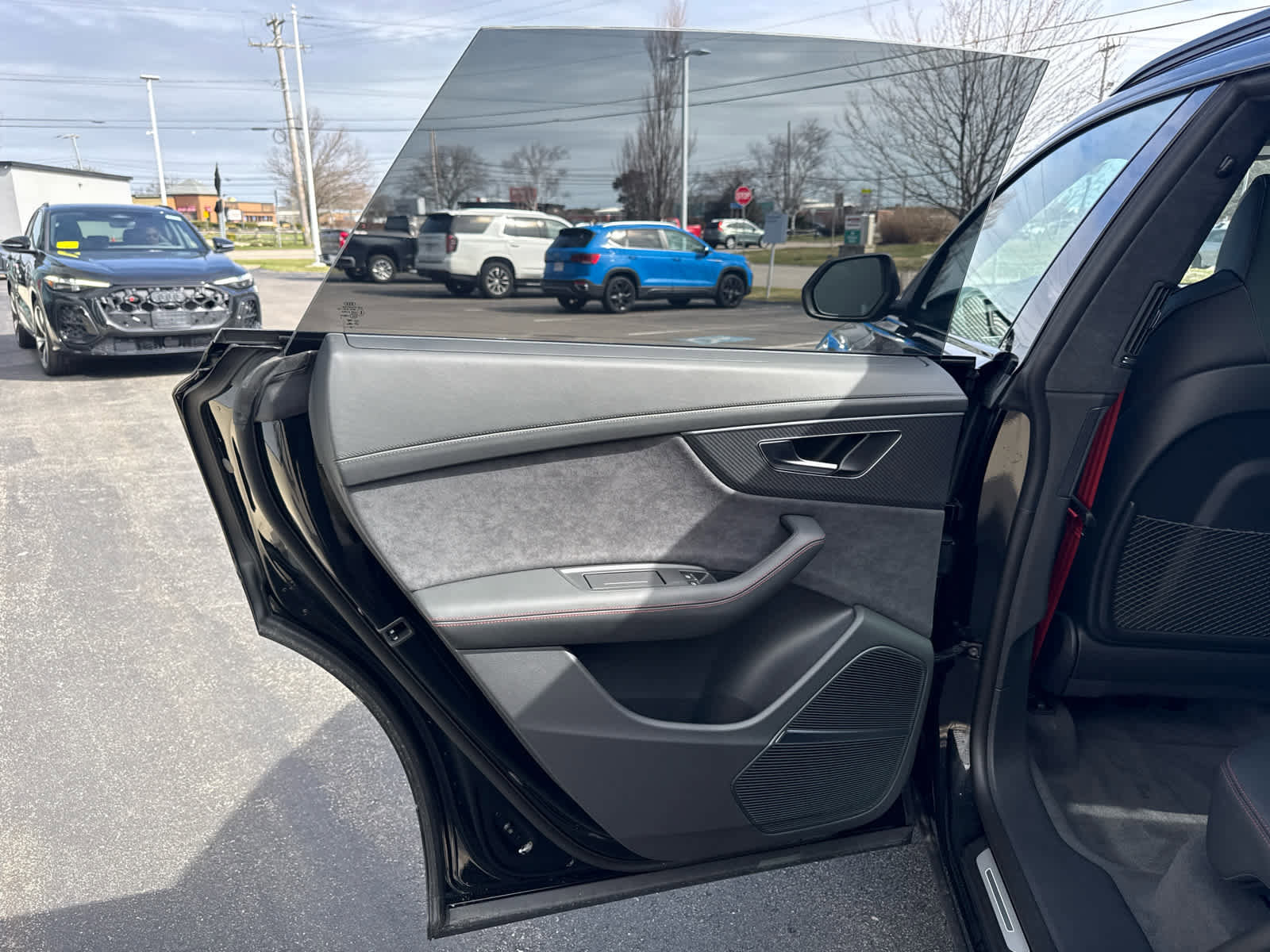 New 2026 Audi SQ8 Prestige image 16