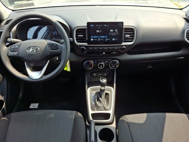 New 2026 Hyundai Venue SE FWD image 10