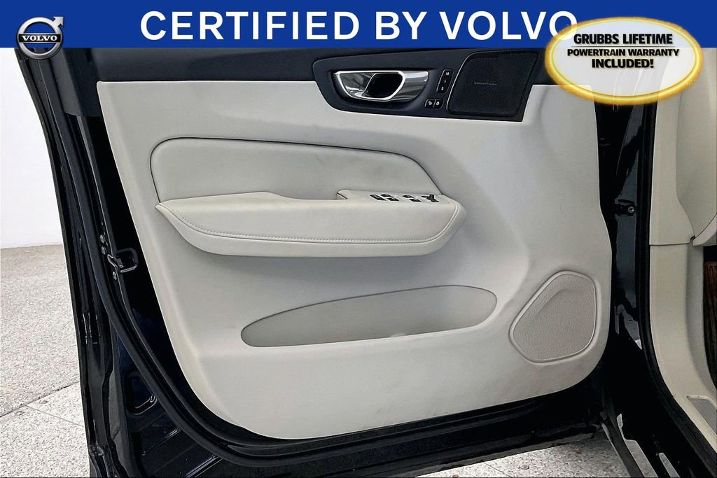 Certified 2023 Volvo XC60 B5 Plus w/ Climate Package image 23