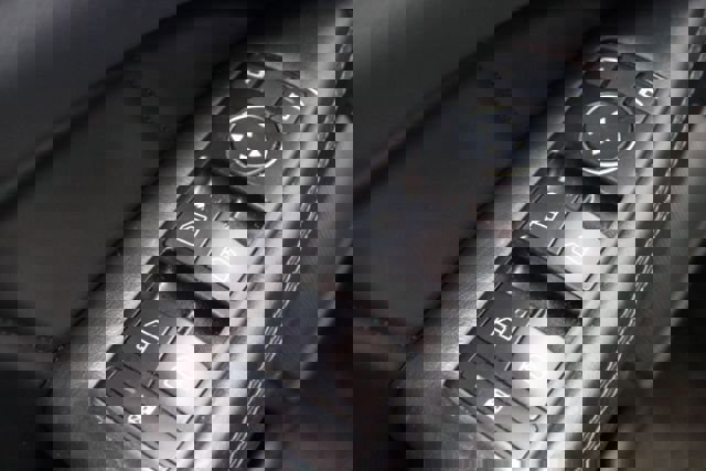 Used 2012 Mercedes-Benz CLS 63 AMG image 14