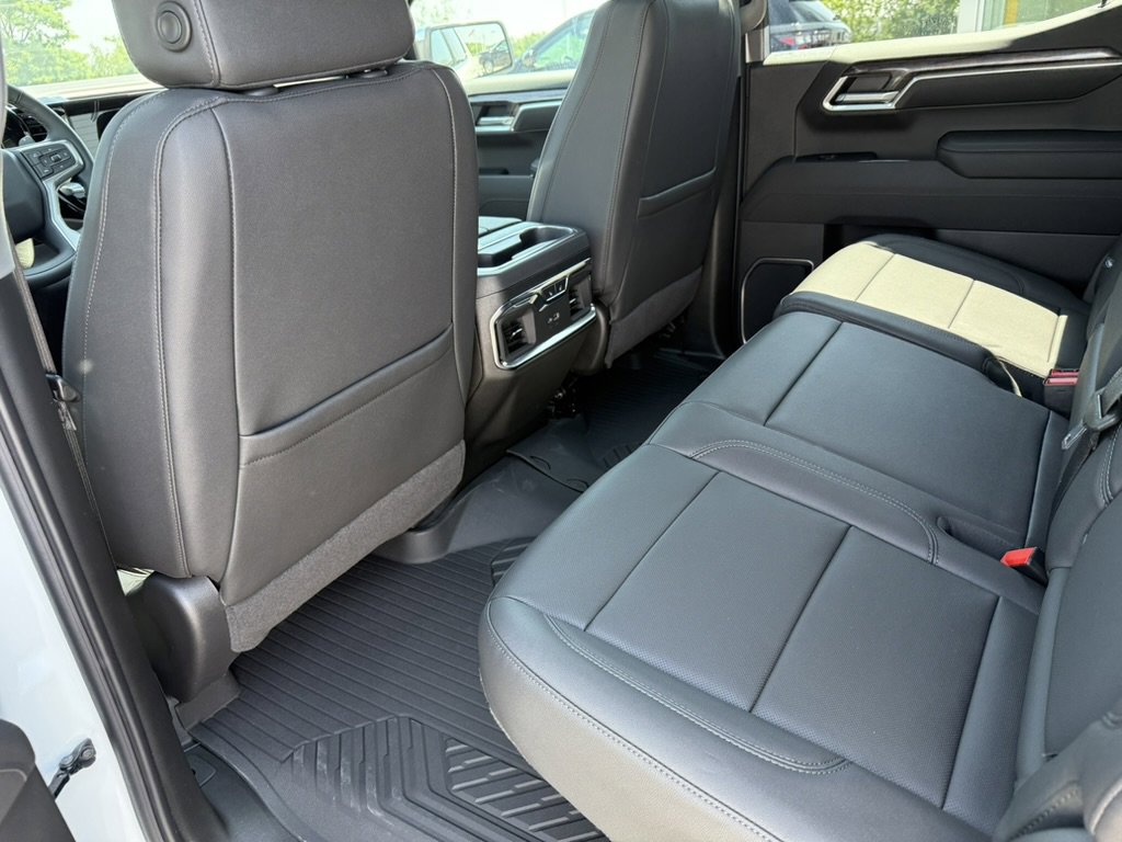 New 2026 Chevrolet Silverado 1500 LTZ w/ LTZ Premium Package image 12
