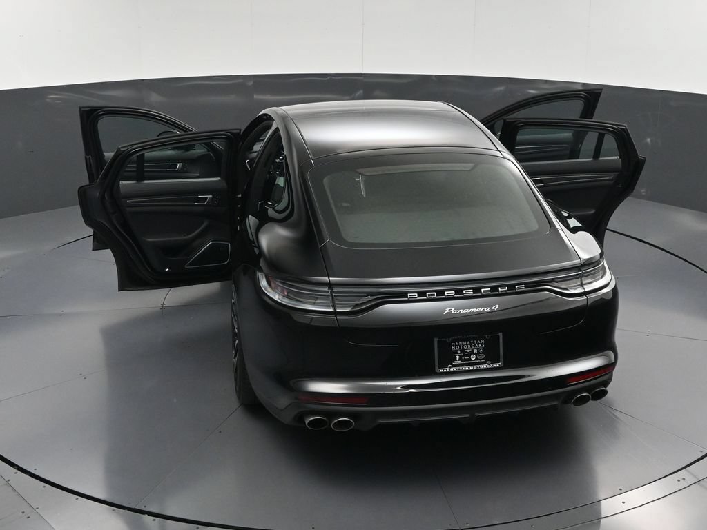 Certified 2023 Porsche Panamera 4 Platinum Edition AWD/4WD image 34