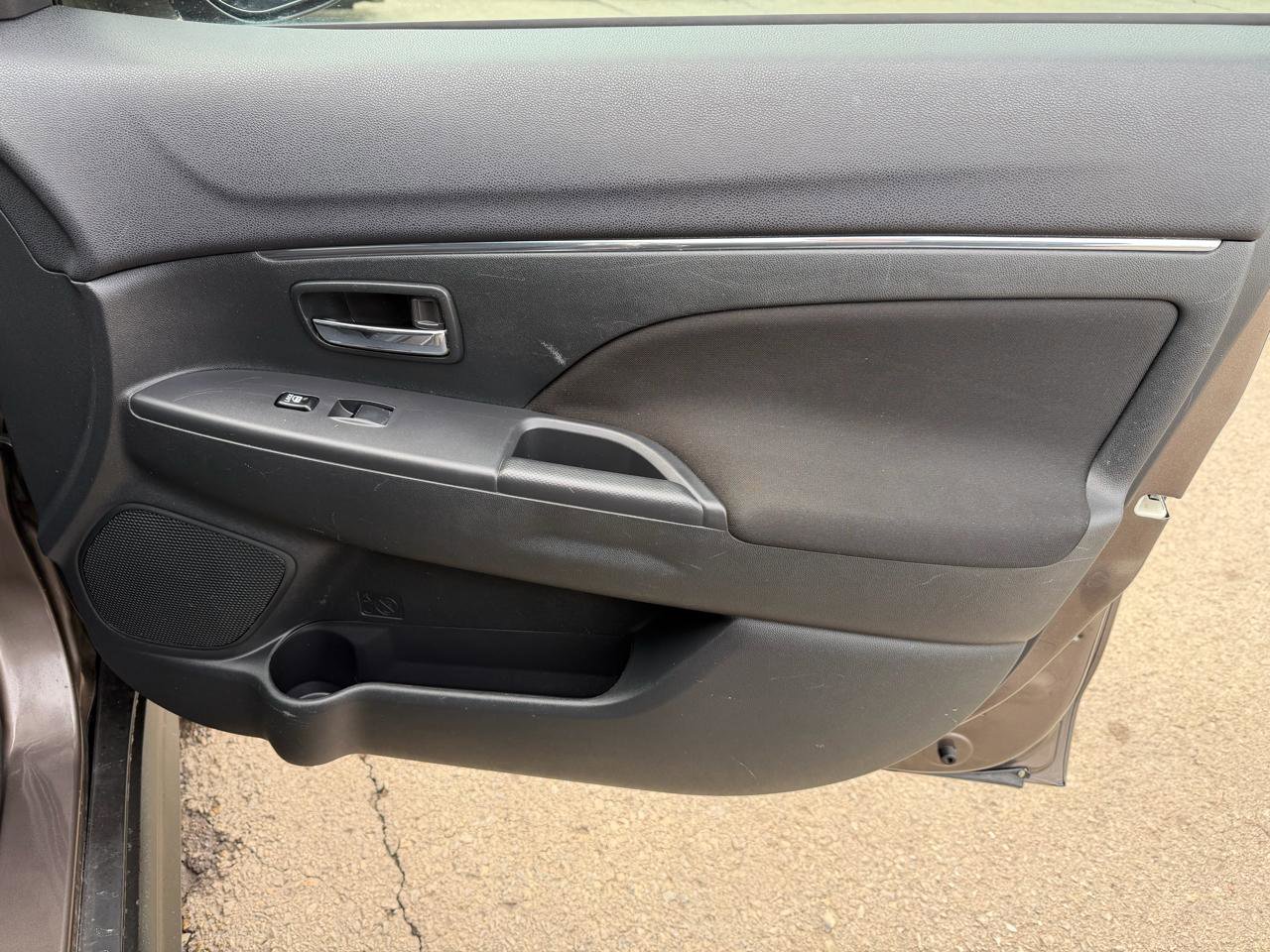 Used 2016 Mitsubishi Outlander Sport ES image 20