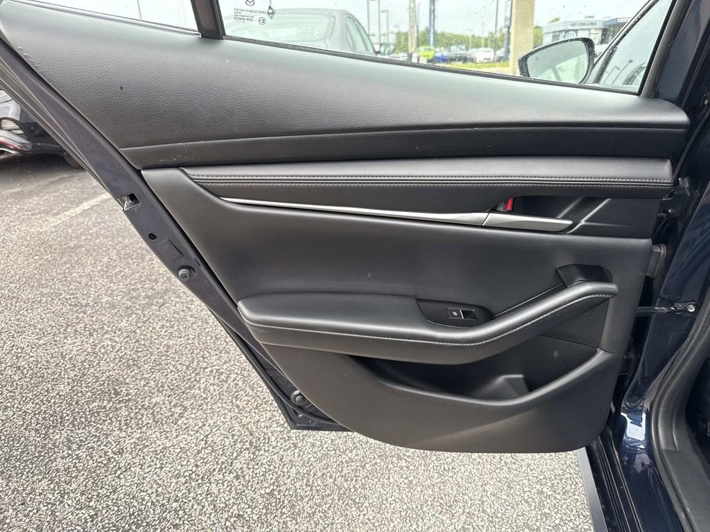 Used 2024 MAZDA MAZDA3 s image 11