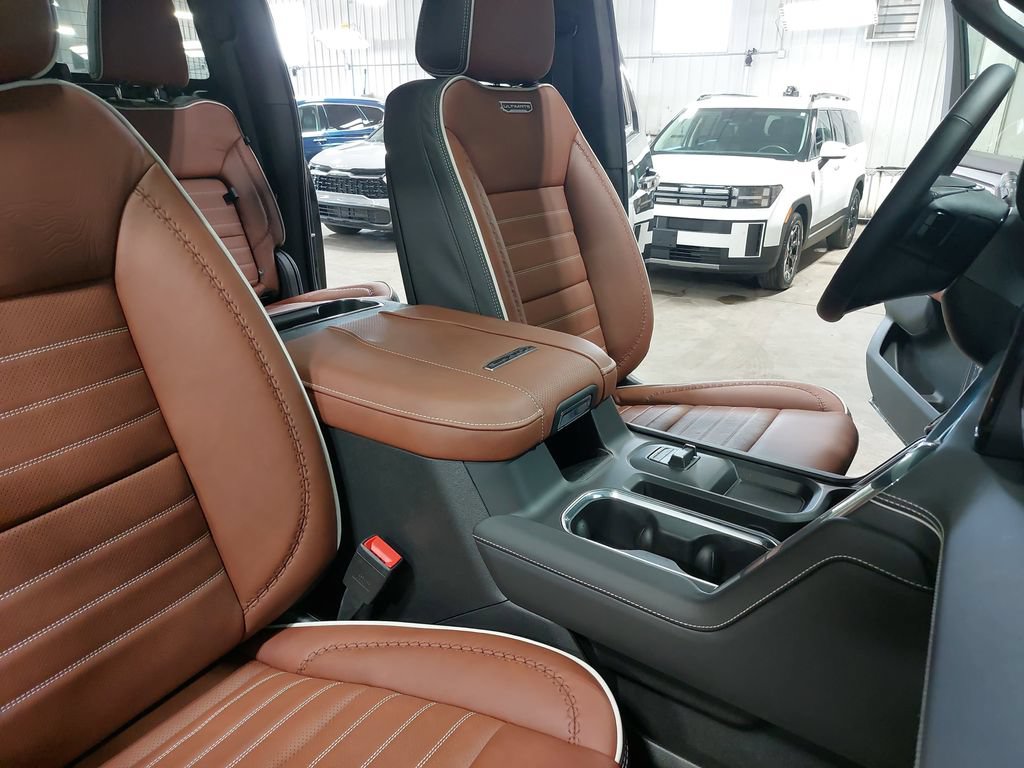 New 2026 GMC Sierra 3500 Denali Ultimate AWD/4WD image 10