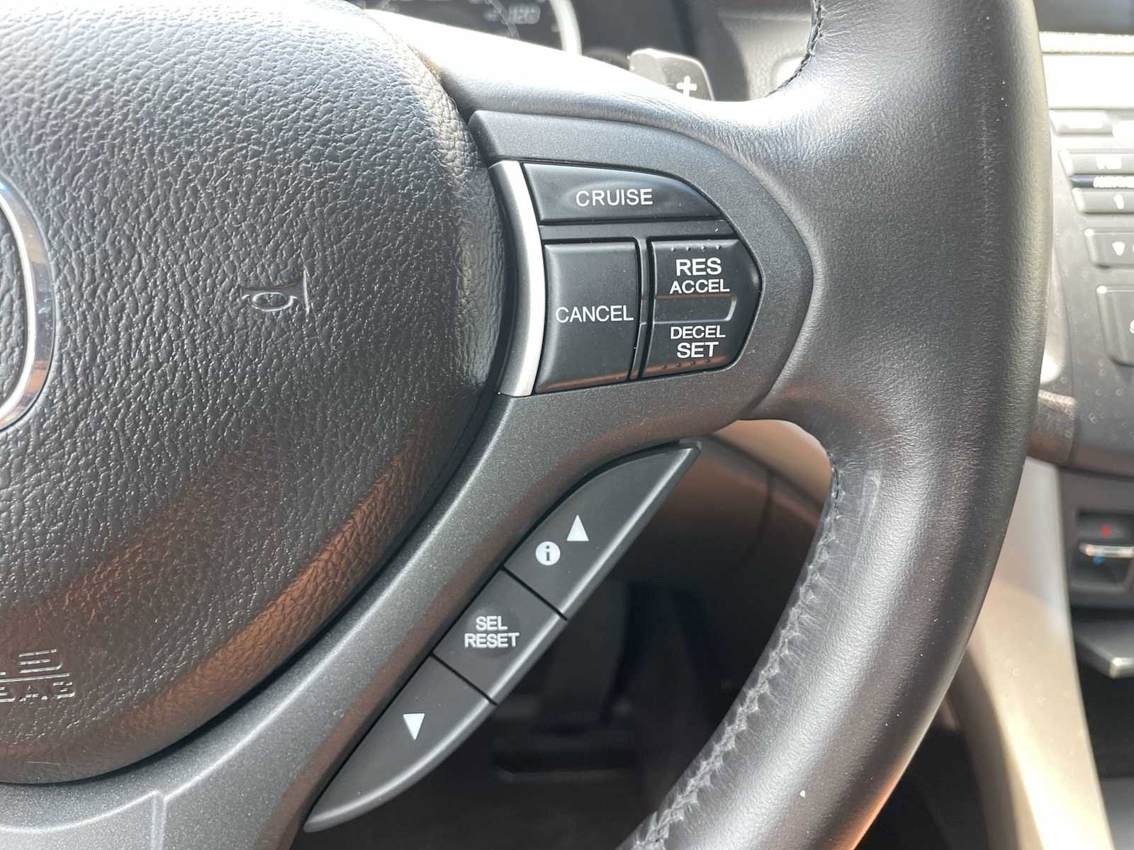 Used 2010 Acura TSX Sedan image 16