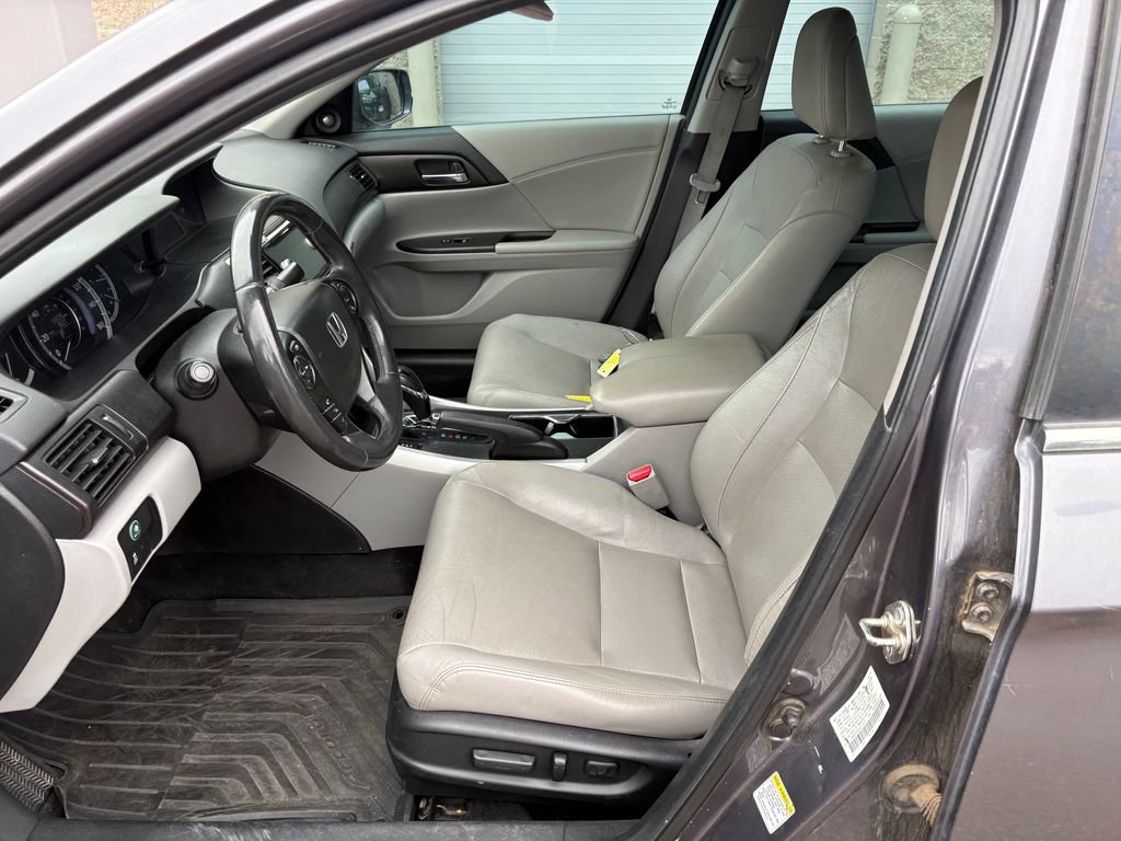 Used 2014 Honda Accord EX-L image 16