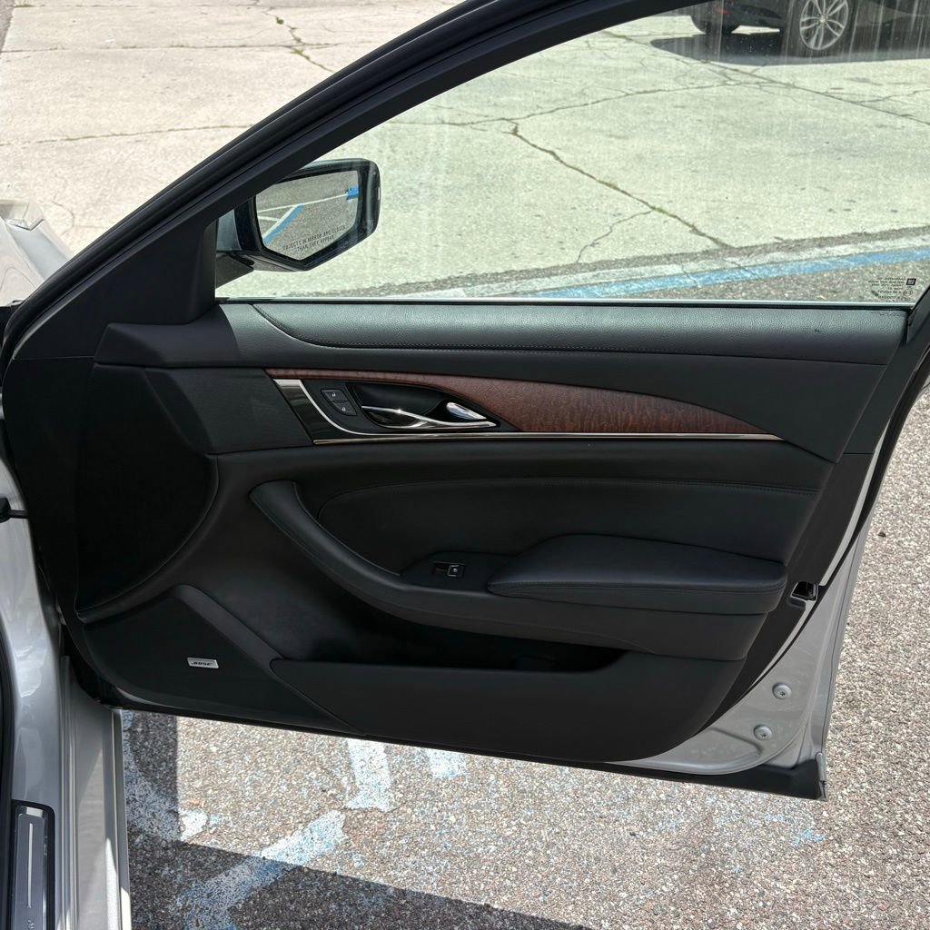 Used 2018 Cadillac CTS Luxury image 17